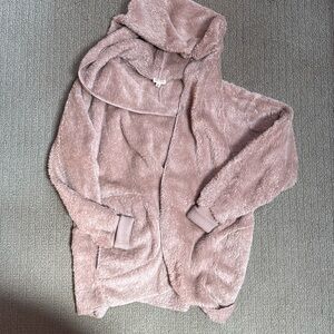 Beige soft hooded sweater.